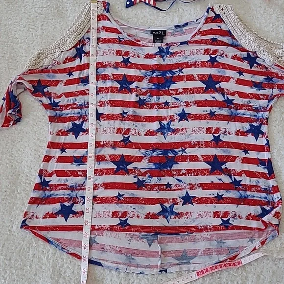Stars & Stripes Cold Shoulder Top Rue21 Flag Patriotic 4th Womens 3/4 Sleeve Med - Picture 11 of 14